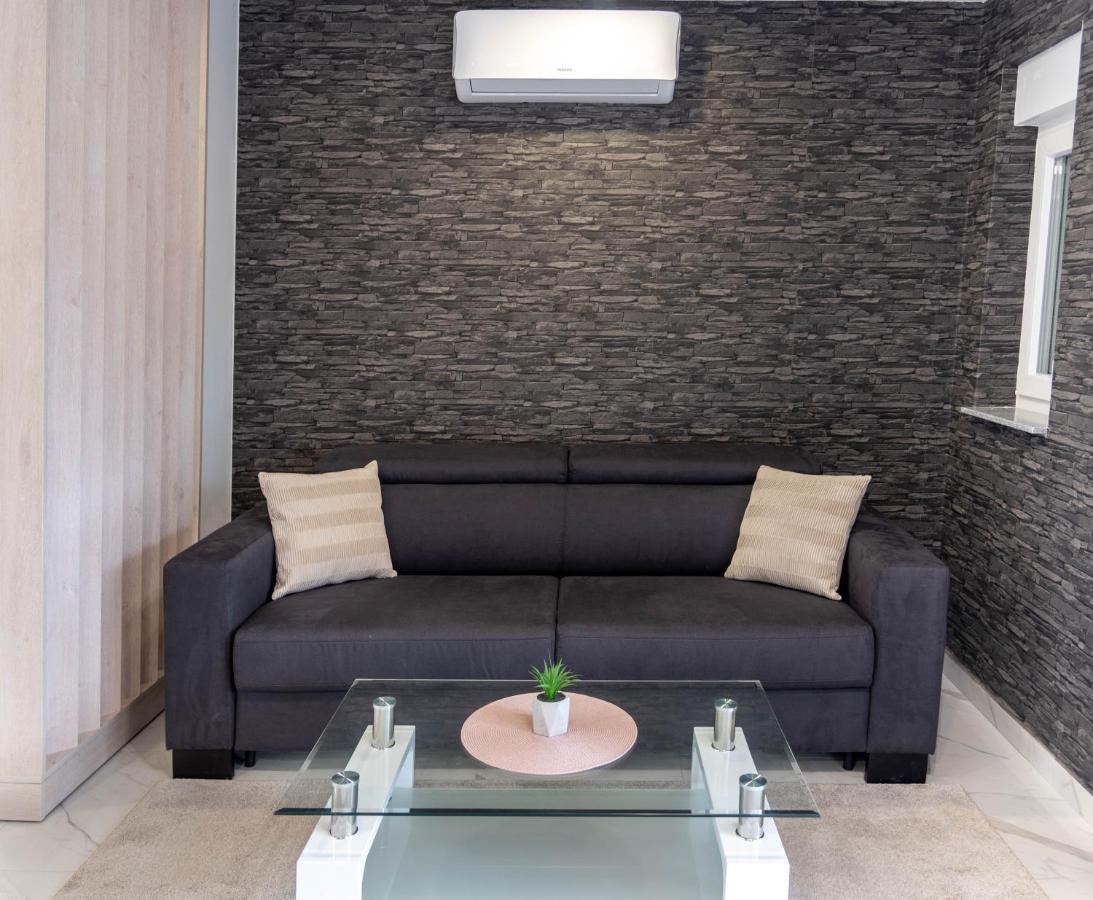 Apartmani Dalmacija Drage Εξωτερικό φωτογραφία