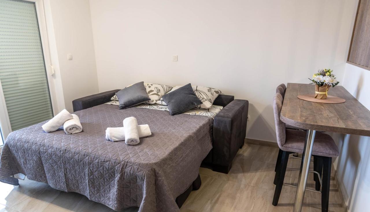 Apartmani Dalmacija Drage Εξωτερικό φωτογραφία